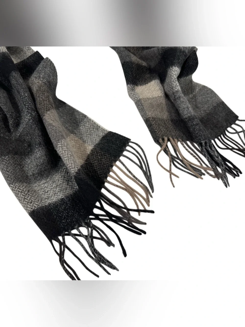 Via Condotti Roma 100% Virgin Wool Plaid Herringbone Fringe Scarf Gray Black